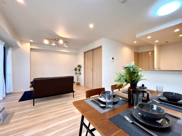 アパガーデンコート西方