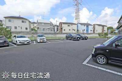 【駐車場】 | グレイシャス