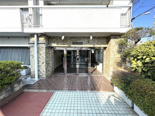 清澄ハイツのエントランス|メインの入り口