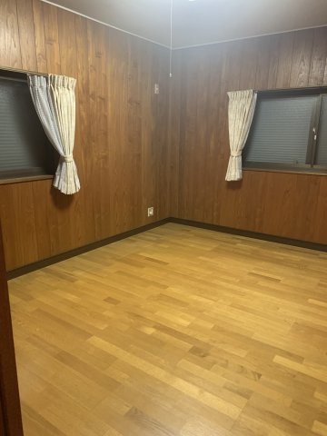 紀の川市粉河中古物件の洋室