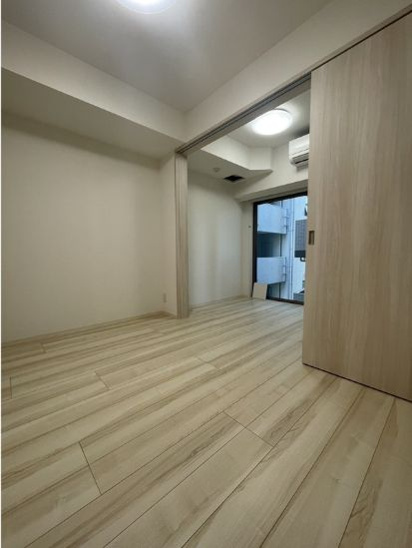 【居間・リビング】ブライズ川崎本町  