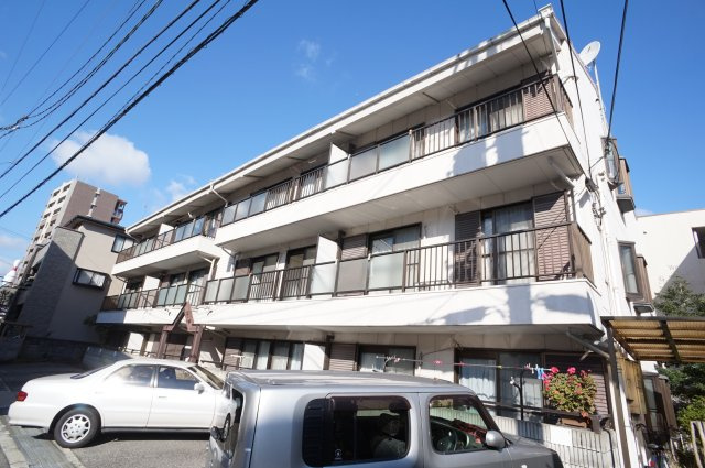 シャンボール宝塚の外観