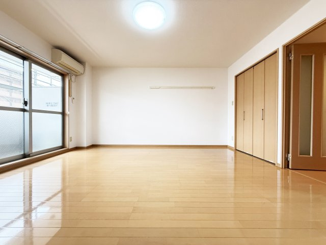 ブルージュ･ＴＡＫＡＳＯＮＥの居間・リビング