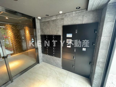 【エントランス】 | Ｓ－ＲＥＳＩＤＥＮＣＥ大森ｂｒｅｓａ | 清潔なエントランスです