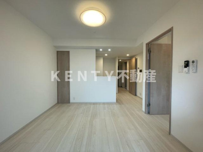 【居間・リビング】 | Ｓ－ＲＥＳＩＤＥＮＣＥ大森ｂｒｅｓａ | ゆったりとしたリビングです