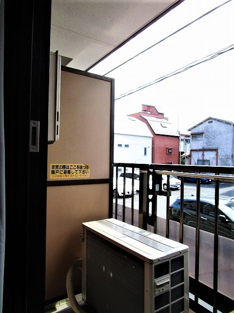 グレースヒグチのバルコニー