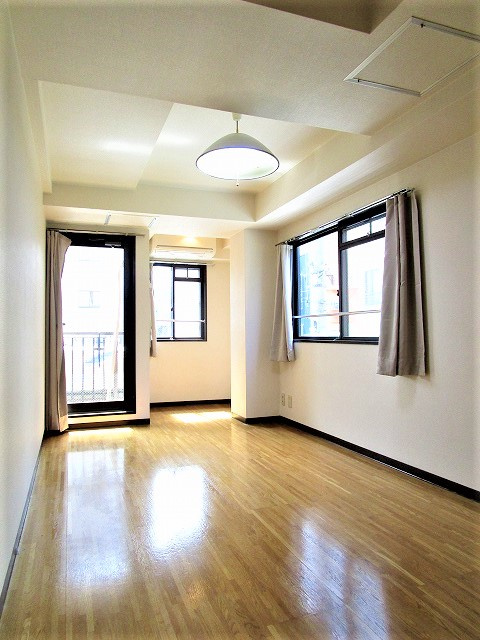 グレースヒグチの寝室