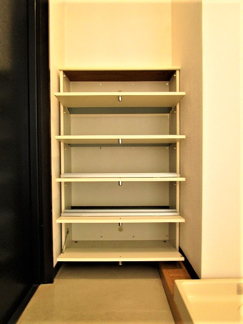 グレースヒグチの玄関