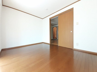 【内装】 | アメニティ１０ | 内装も気になるポイント