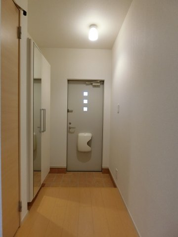 ブリッサ　Ｂの玄関