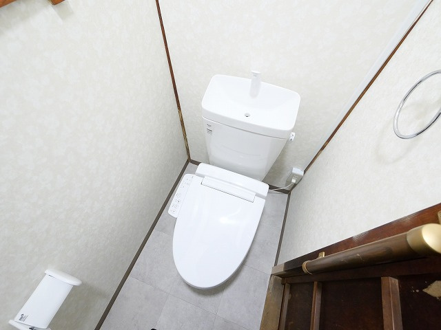 あすか住宅のトイレ|シンプルで使いやすいトイレです