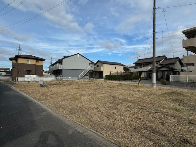 東海市養父町八ケ池　土地A区画の外観|閑静な住宅地となっております。
本件に対するご質問など、お気軽にお申し付けください。