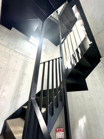 南１６条西１２丁目 戸建のその他|階段☆