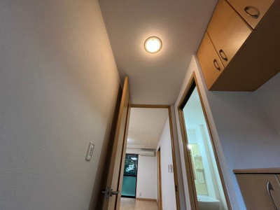 【玄関】 | Grande・Rio | 人感センサー付き照明器具