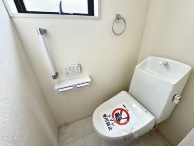 【トイレ】 | 三田町　新築分譲住宅　全８区画 | ゆったりとした空間のトイレです