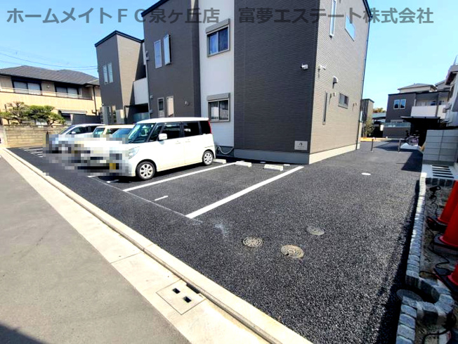 【エントランス】 | エスト・リラ津久野