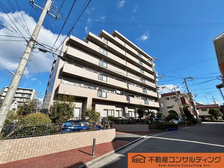 サーパス鳴尾の外観