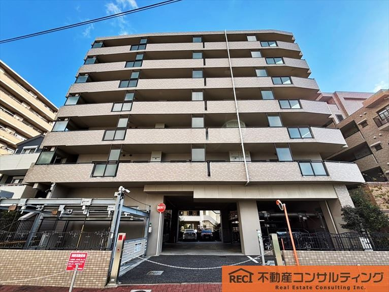 サーパス鳴尾の外観