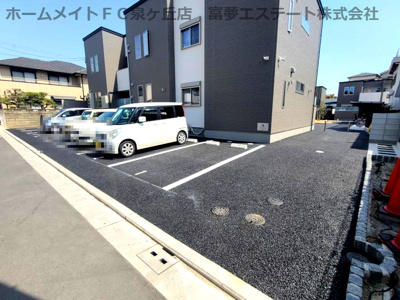 【エントランス】 | エスト・リラ津久野