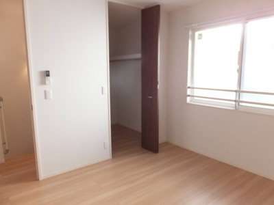 【洋室】 | エヴァーグリーン光林