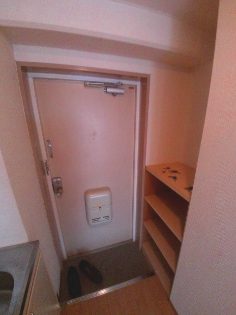 パラディッソコートの玄関