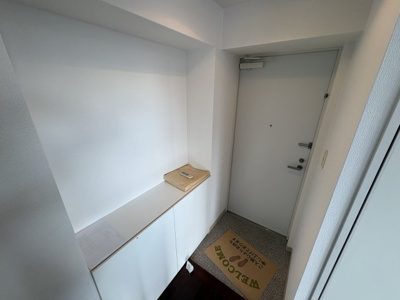 【玄関】 | La　bellezza南今宿