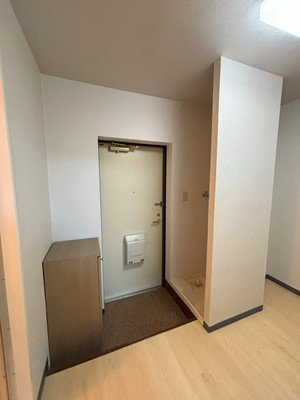 【玄関】 | セルシオン池下