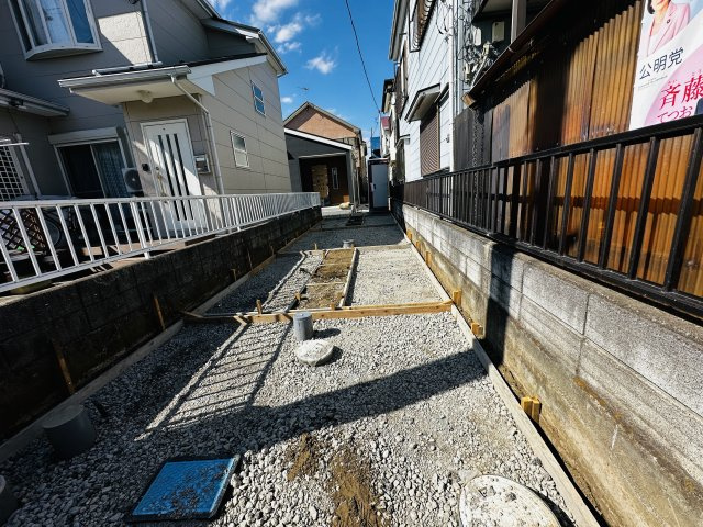 平塚市東中原2丁目　平屋戸建　の駐車場