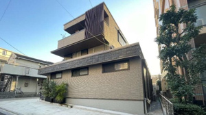 【外観】 | 1階店舗38.4帖+駐車場2台の大型店舗兼住宅
2025年7月11日