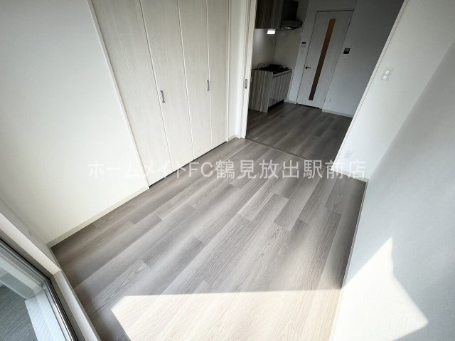 東大阪市川俣３丁目の賃貸マンションの洋室