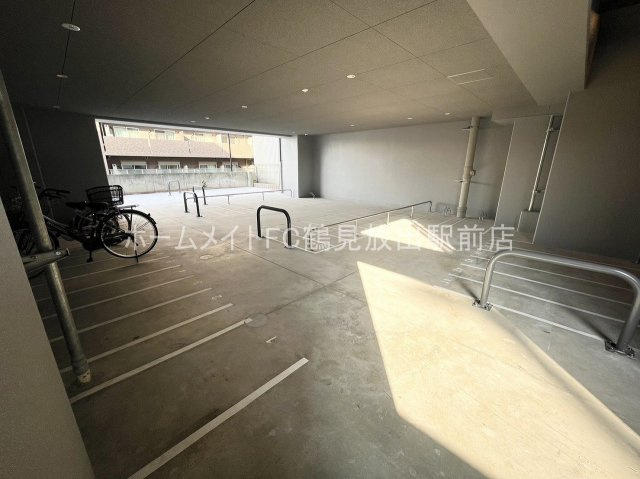 東大阪市川俣３丁目の賃貸マンションのロビー