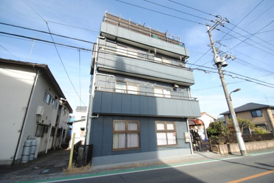 【外観】 | 鉄骨造の3階建て分離型2世帯住宅