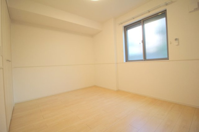 【寝室】 | デュオ春日