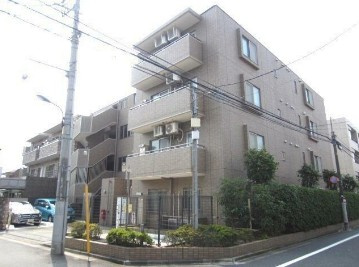 【外観】 | エクレール中村南ガーデンヴィラ | 鉄筋コンクリート造のがっちりとした建物。