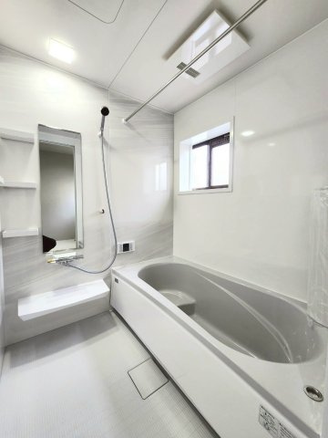 RESET HOUSE－リセットハウス－朽網西5丁目【小倉南区　中古戸建】の浴室|エコベンチ付きの浴槽♪半身浴も楽しめます♪【小倉南区　中古戸建】