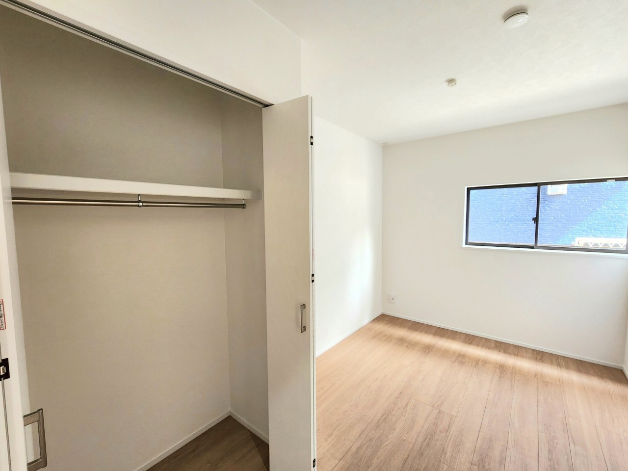 【洋室】の画像