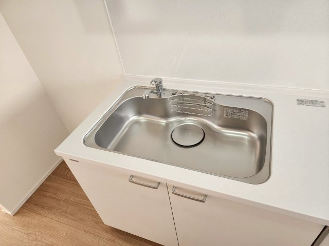 RESET HOUSE－リセットハウス－朽網西5丁目【小倉南区　中古戸建】のキッチン|変色しにくいステンレスシンク♪【小倉南区　中古戸建】