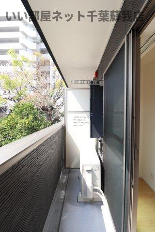 クアトロ本千葉 のバルコニー|落ち着いた時間を過ごせるバルコニーです
