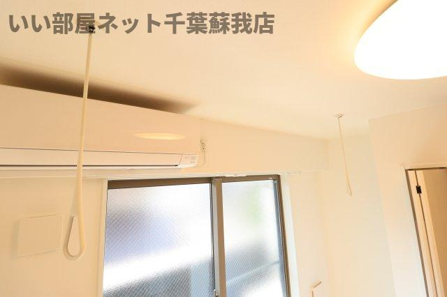 クアトロ本千葉 の内装|室内物干