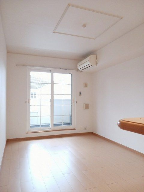 ネオ・ハーモニー・Ｓ　Ⅰ　　 刈谷市近郊の賃貸はクラスホーム刈谷店の居間・リビング