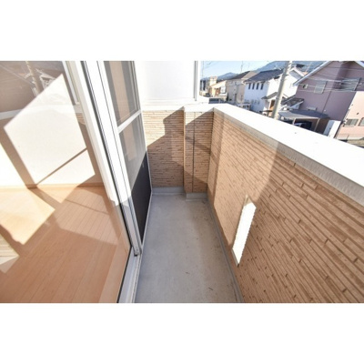 【バルコニー】 | シャルダン・ベルⅡ | お洗濯にも便利なバルコニー付き