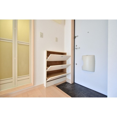 【玄関】 | シャルダン・ベルⅡ | シンプルで使いやすい玄関です