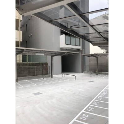 【駐車場】 | BROAD新うめきたRESIDENCE | 車をお持ちの方に嬉しい駐車場付きの物件です