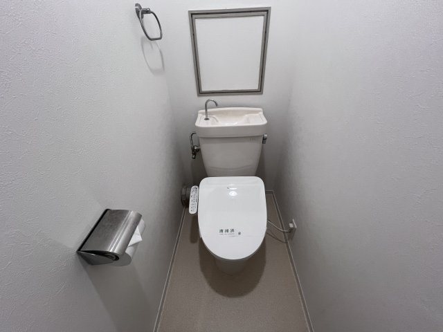 明石土山駅前スカイハイツB棟のトイレ