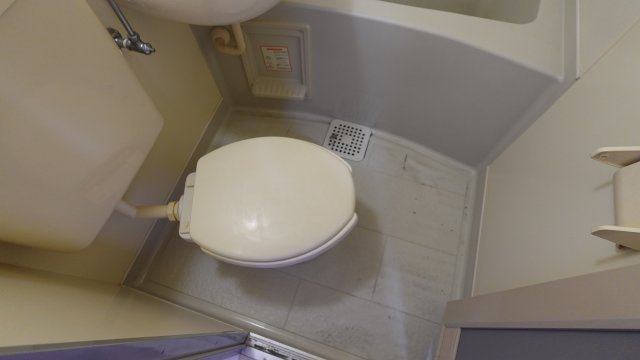 プラスパー東雲のトイレ|ゆったりとした空間のトイレです