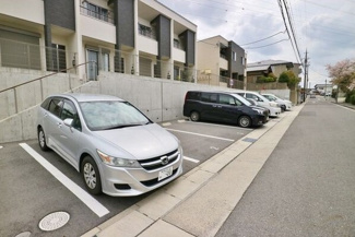 【駐車場】