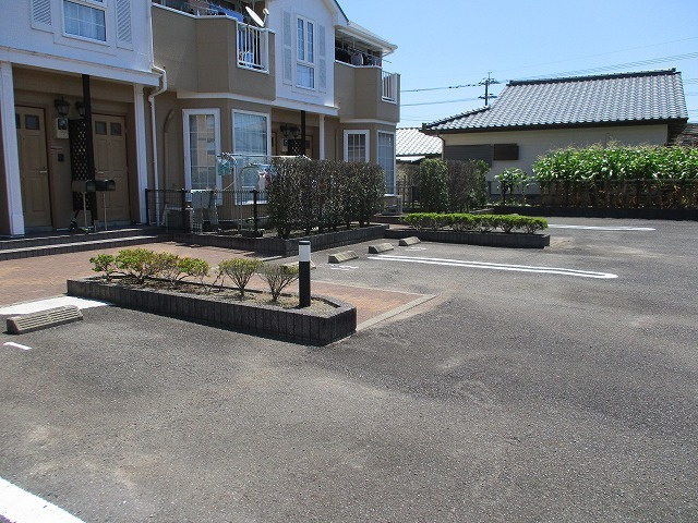 グリーンコート東館　Ａの駐車場|駐車場