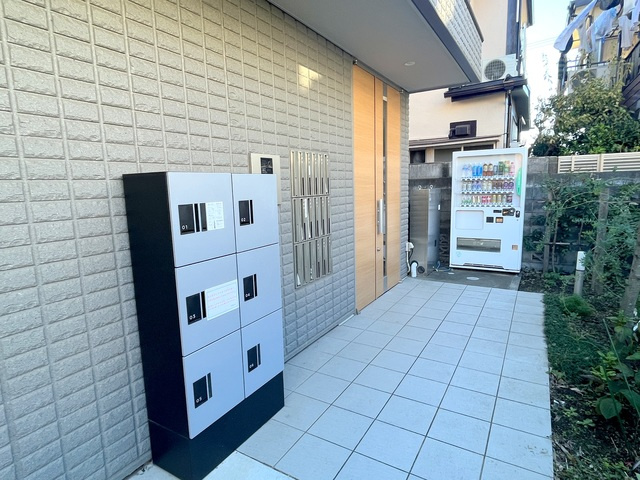 アーク吉祥寺のロビー|★敷地内に自動販売機もあります★