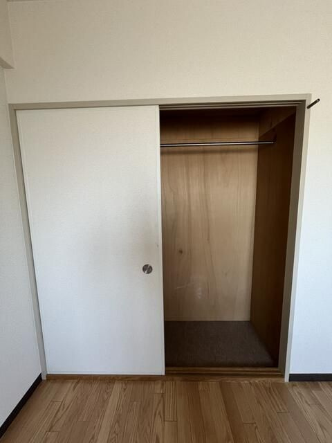 メゾン東本町の収納