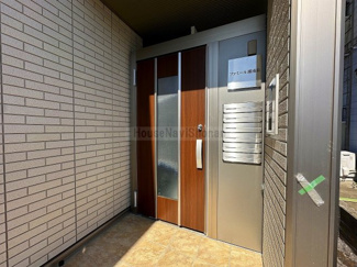 【エントランス】